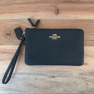 Coach Double Corner Zip Wristlet